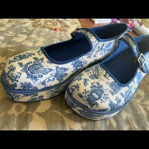 Size 10/40 Toiles de Jouy platforms from Hot Chocolate Designs
